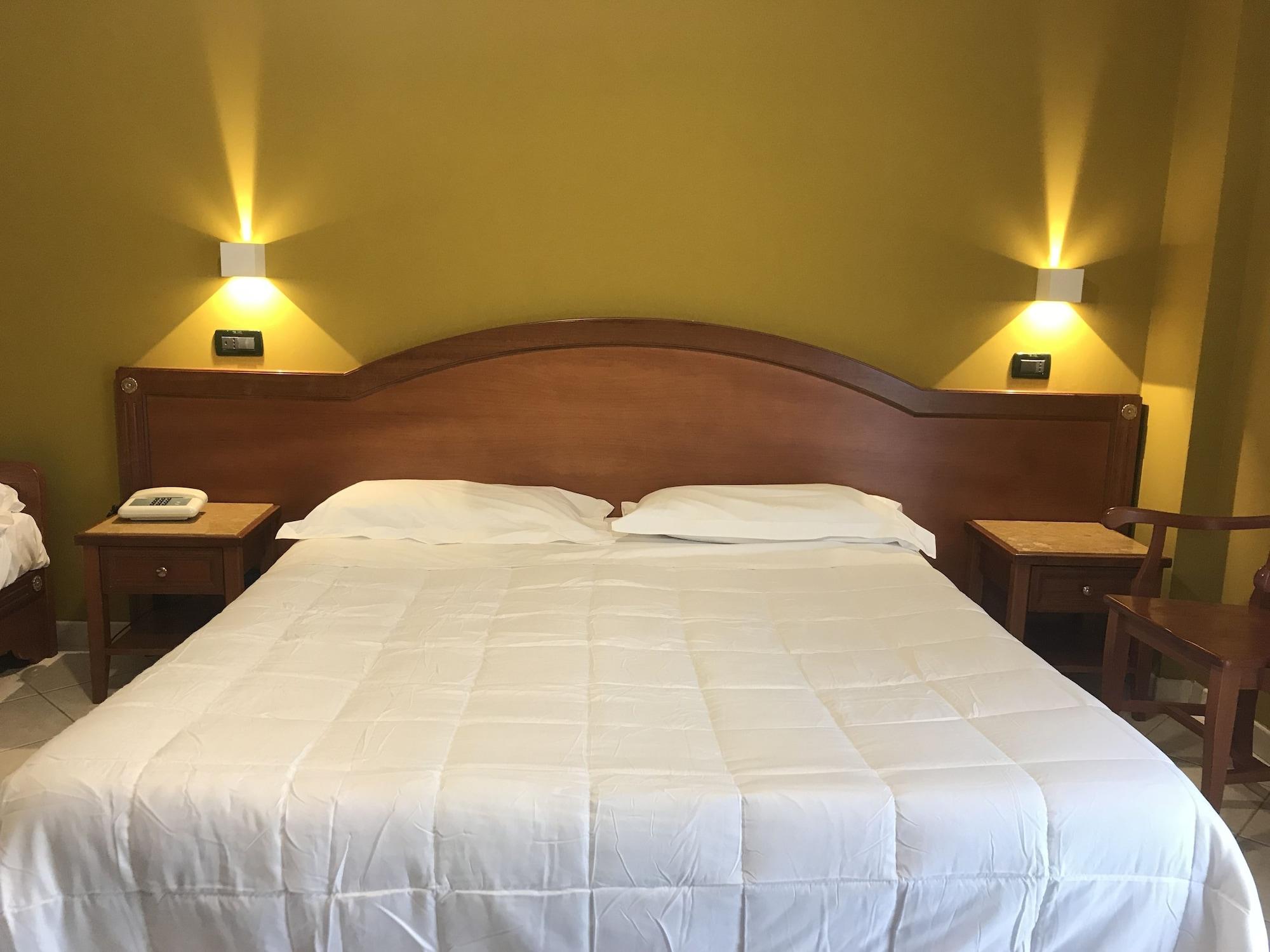 Hotel Parco Delle Rose San Giovanni Rotondo Esterno foto